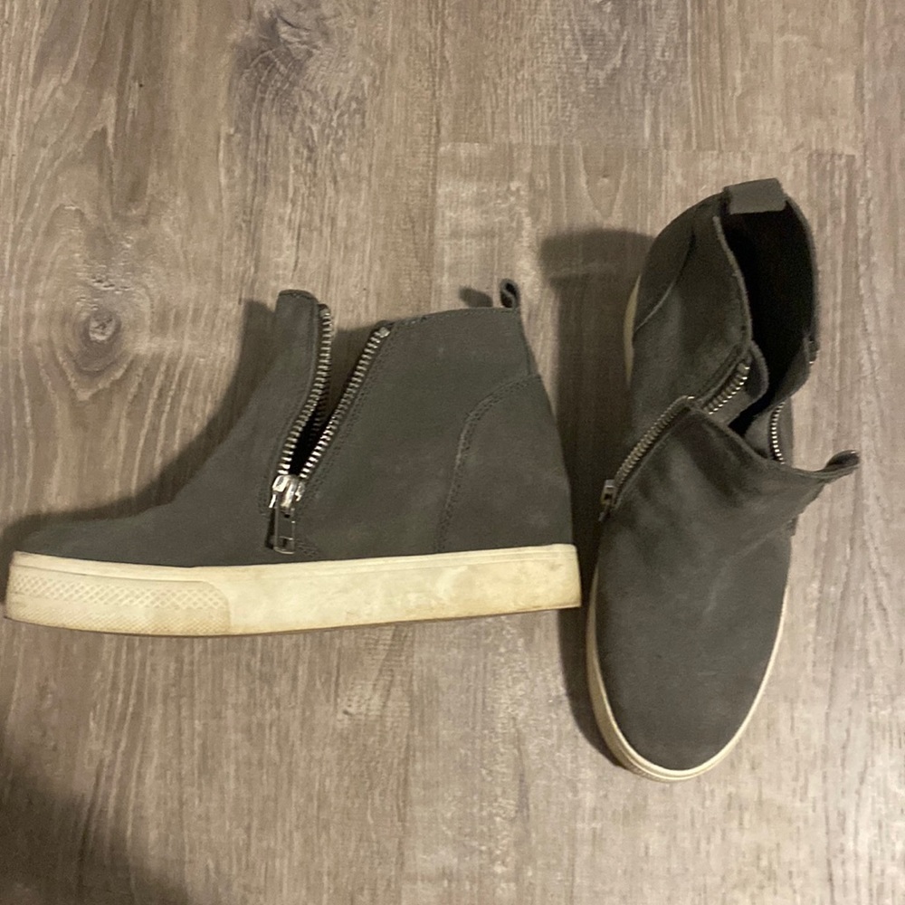 Steve Madden boots